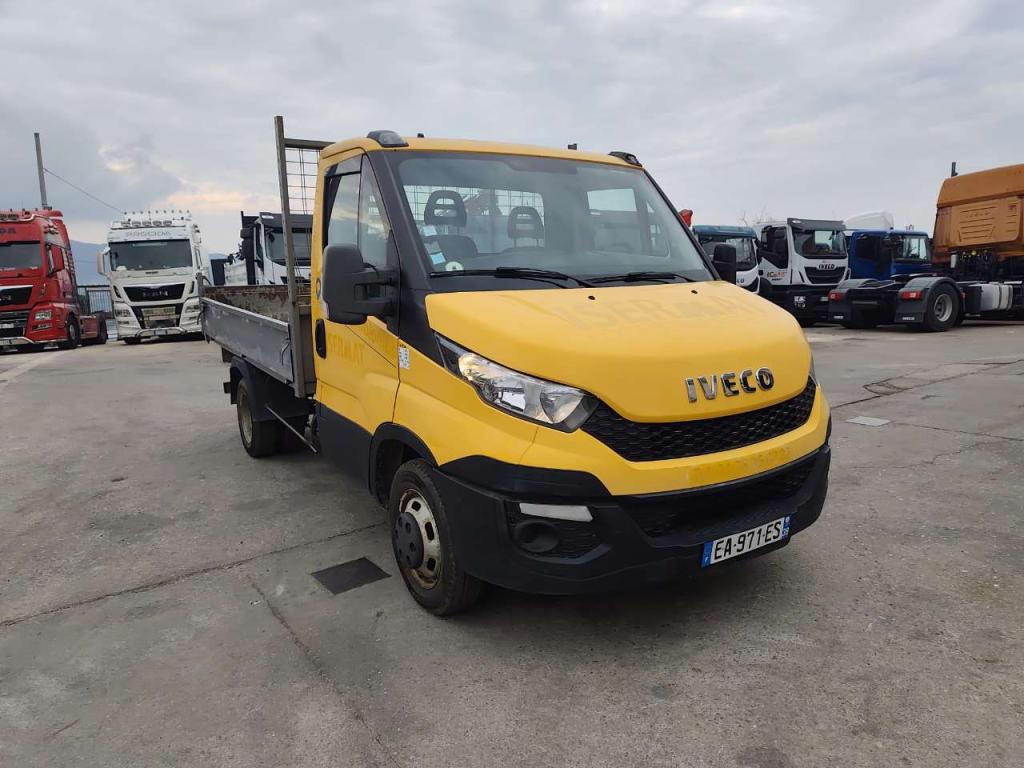 Iveco DAILY 35-130 Photo 21