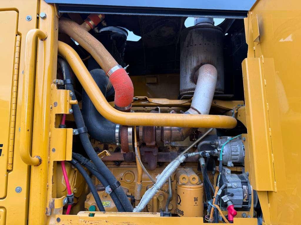 Caterpillar 160M Series II VHP - Joystick Controls Photo 28