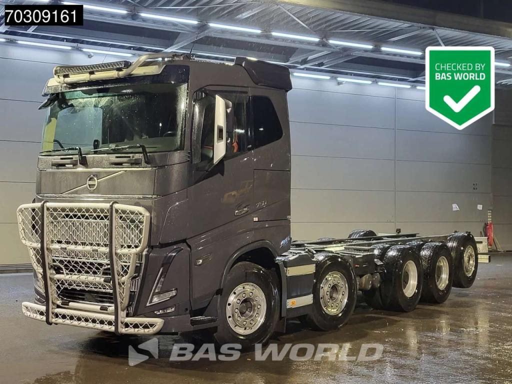 Volvo FH16 750 FH 10X4 10x4 chassis Lift+Steering axle dynamic steering Automatic Euro 6 Photo 1