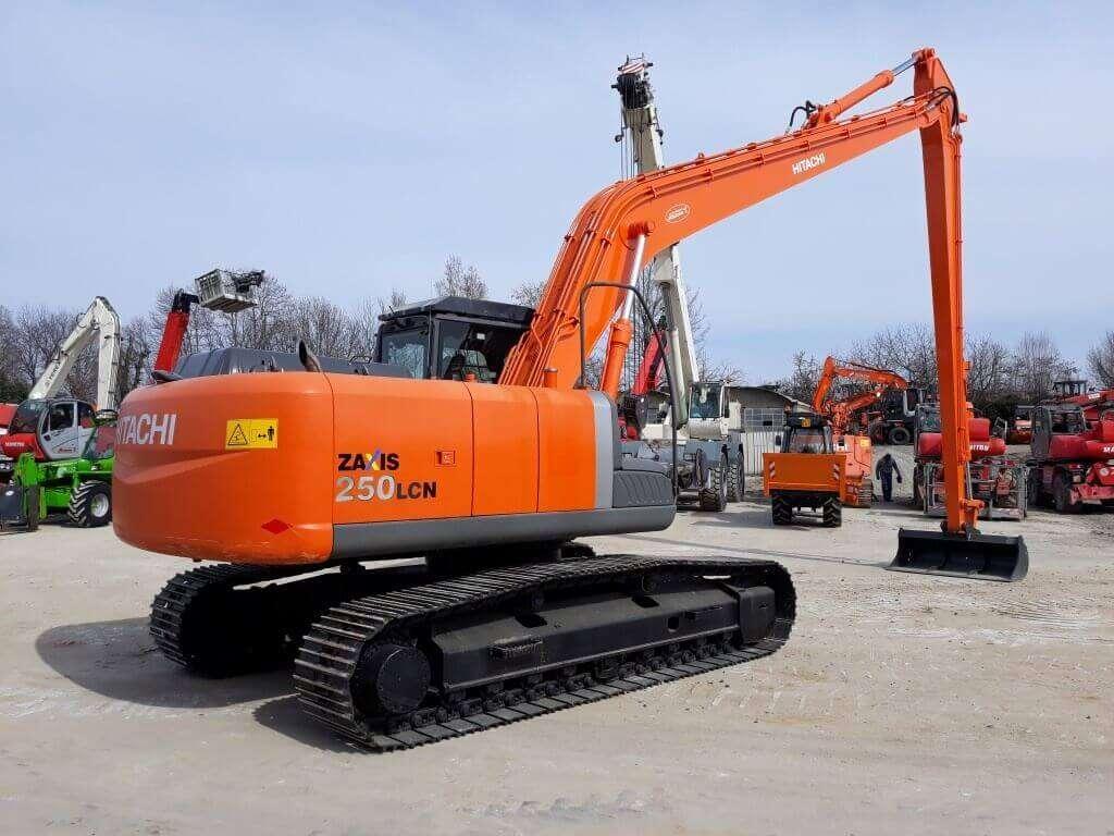 Hitachi ZX250LCN -3 SLF Photo 12