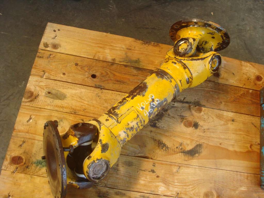 Arbre de transmission pour Volvo 4600 Photo 2