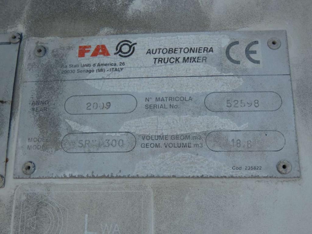 Renault KERAX 480 Photo 8