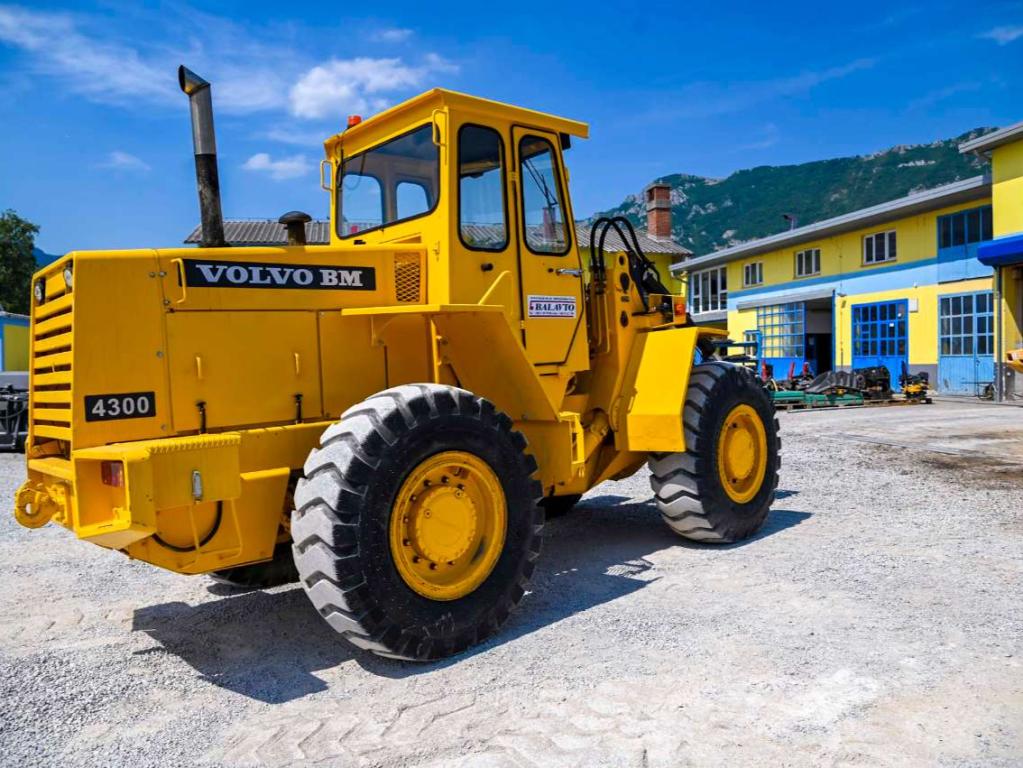 Volvo 4300 Photo 4