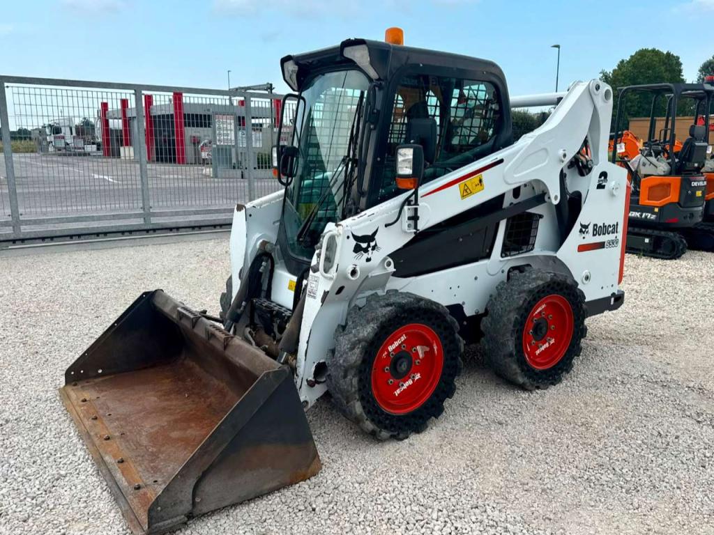 Bobcat S530 Photo 1