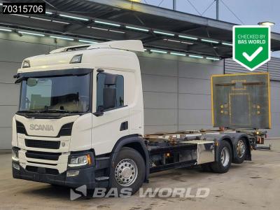 Scania P500 P 6X2 2500kg Ladebordwand Lift+steering axle Automatic Retarder Air suspension Euro 6 en vente par BAS World B.V.