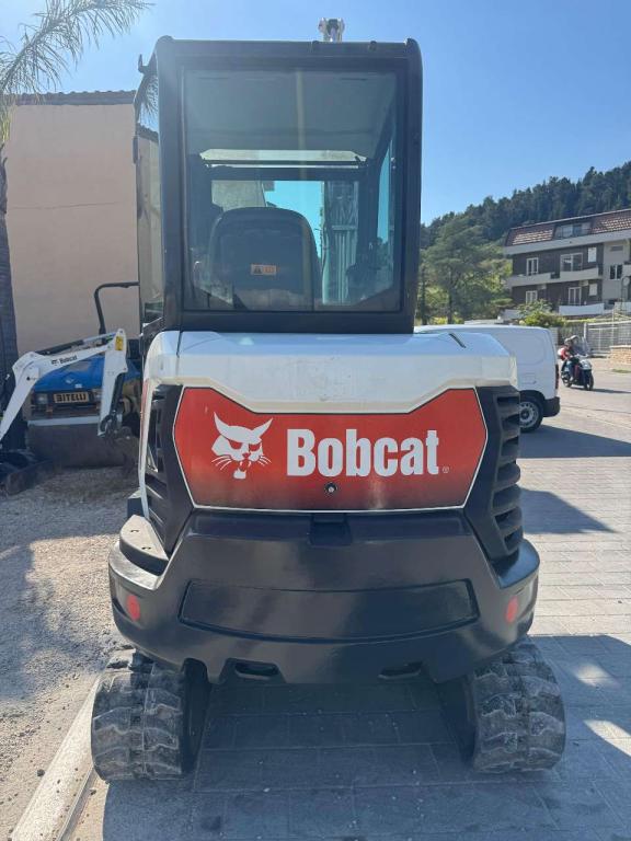 Bobcat E34 Photo 2