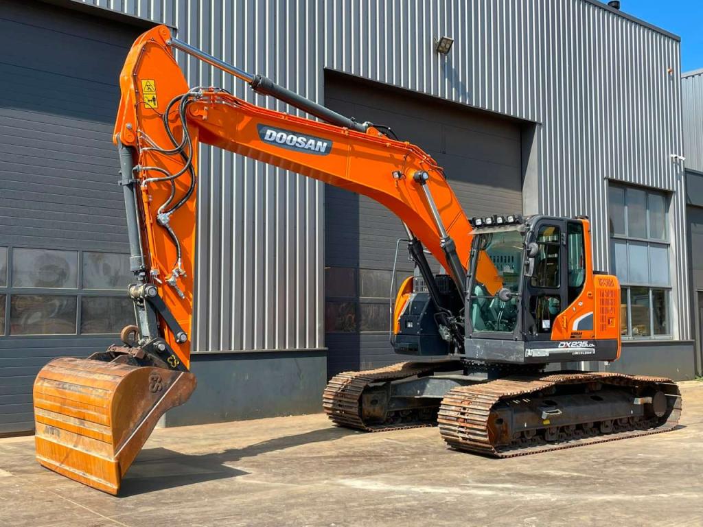 Doosan DX235LCR-5 Photo 2
