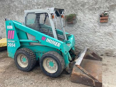 Mustang 2054 en vente par Damrah Trading