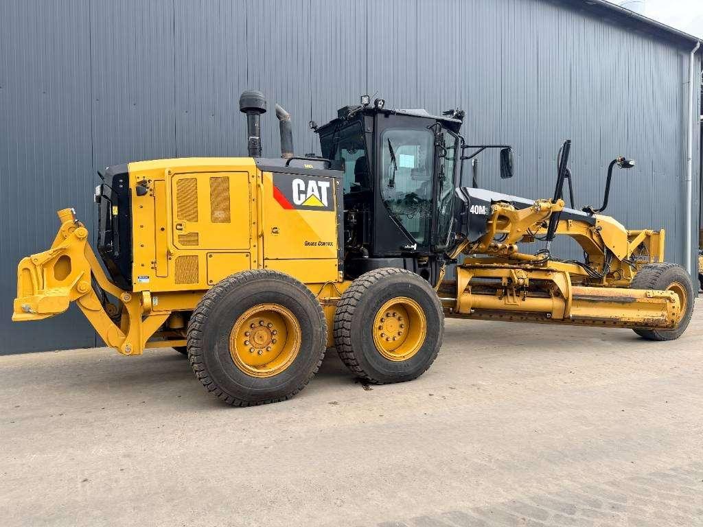 Caterpillar 140M3 Photo 11
