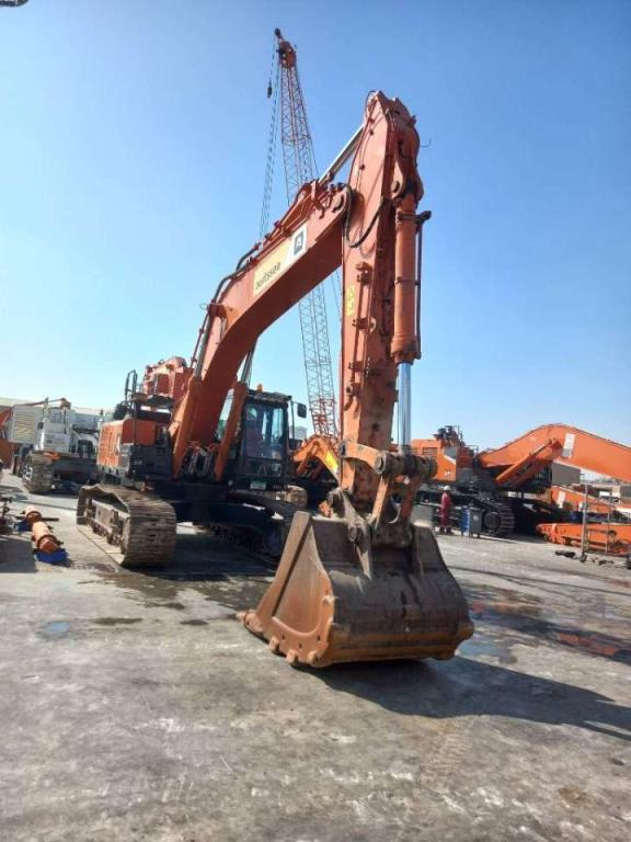 Hitachi ZX470-5G (Abu Dhabi) Photo 6