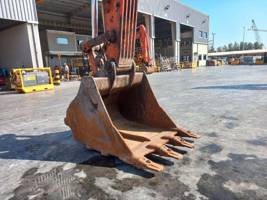 Hitachi ZX470-5G (Abu Dhabi) Photo 8