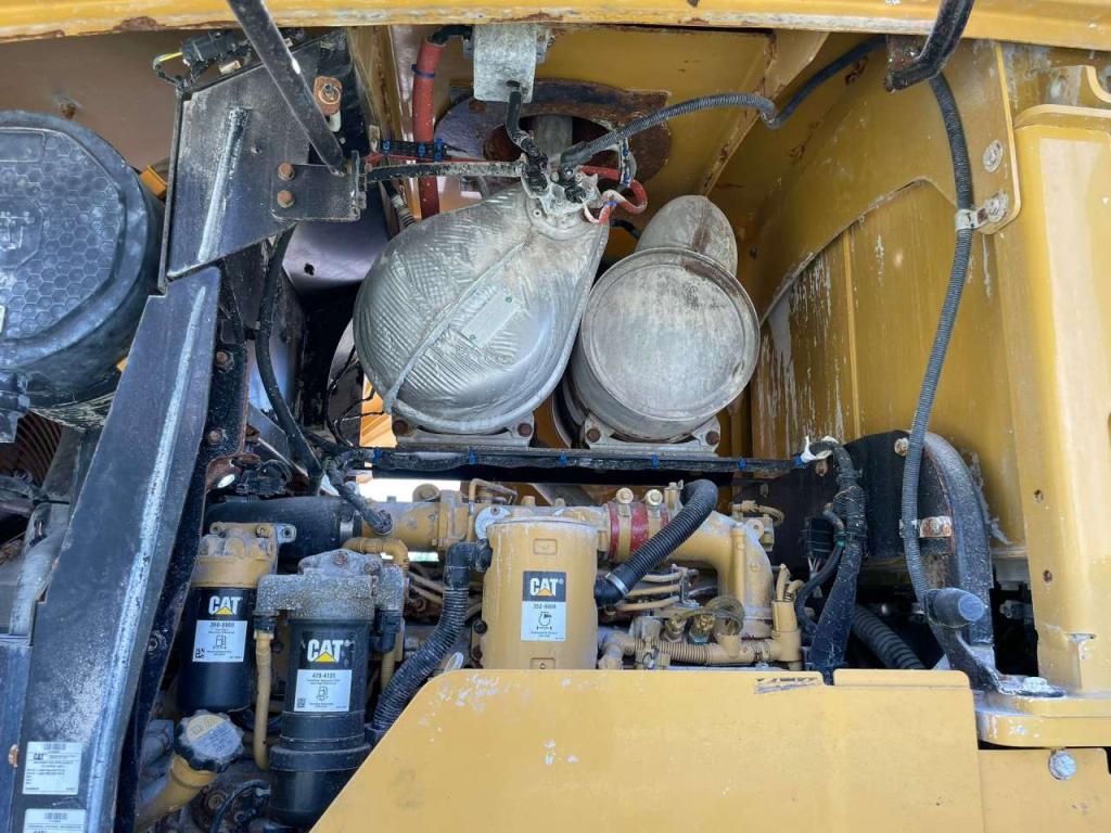 Caterpillar 930M Photo 30