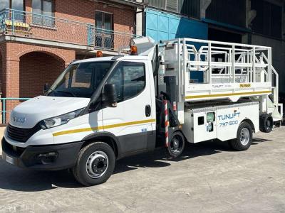 Iveco DAILY 70-180 TUNLIFT 737-500 4x2 en vente par Massucco T. Srl
