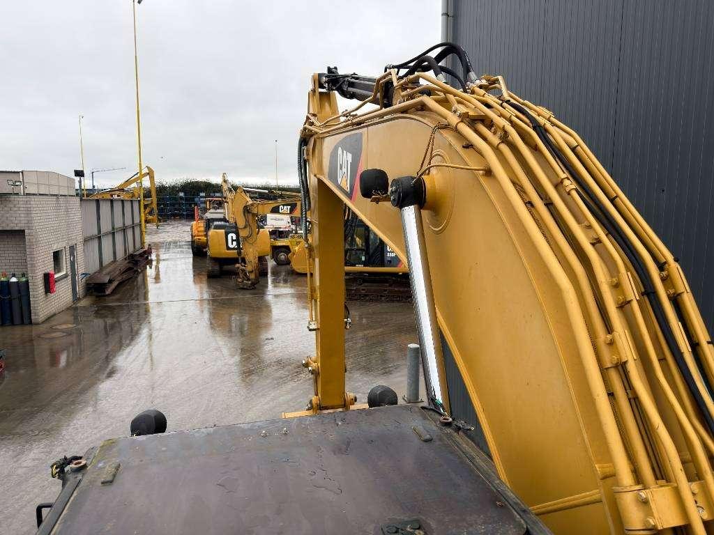 Caterpillar 320E L Photo 21