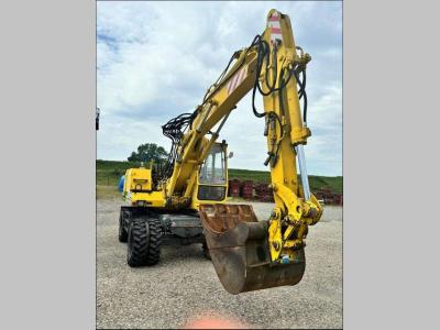 Liebherr A900C en vente par Deal Di Balliu Mentor & c. Sas