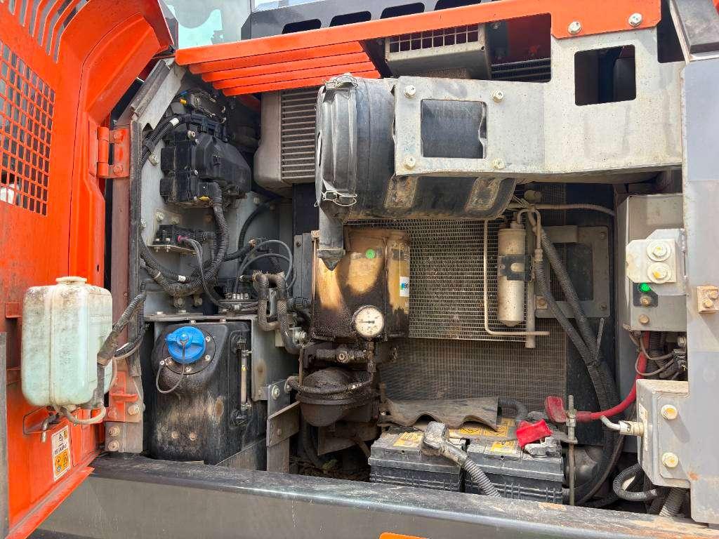 Hitachi ZX 140 W-6 (3 Pieces available) Photo 13