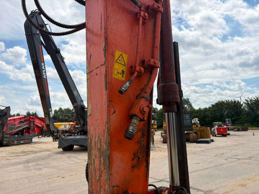 Hitachi ZX 140 W-6 (3 Pieces available) Photo 17