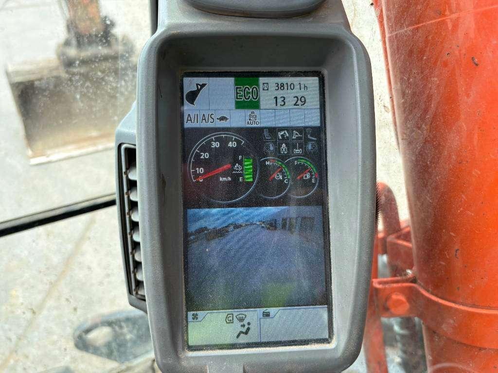 Hitachi ZX 140 W-6 (3 Pieces available) Photo 9