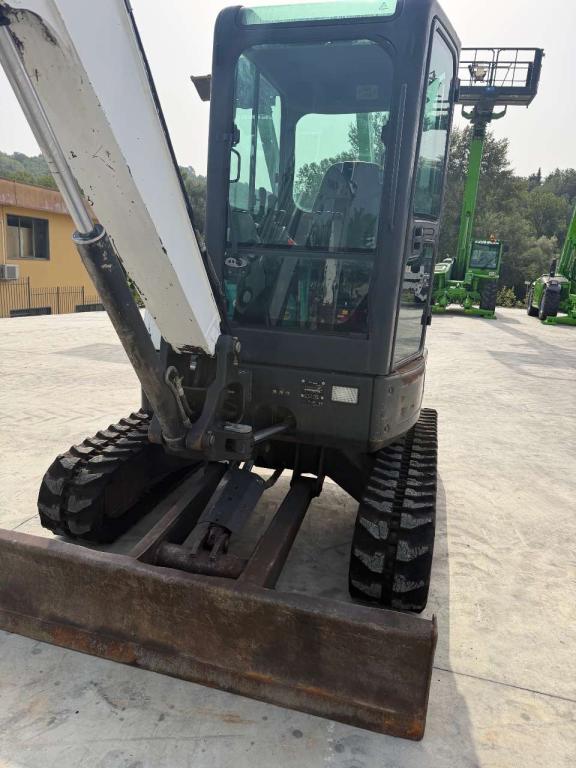 Bobcat E35 Photo 4