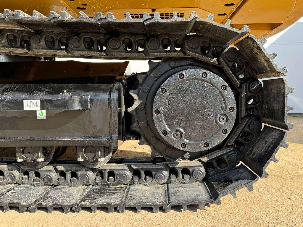 Caterpillar 323D3 - 16 Meter Long Reach / New / Unused Photo 13