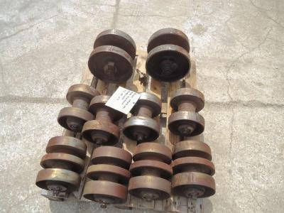 Galets inférieurs pour Takeuchi TL10V-2 en vente par OLM 90 Srl