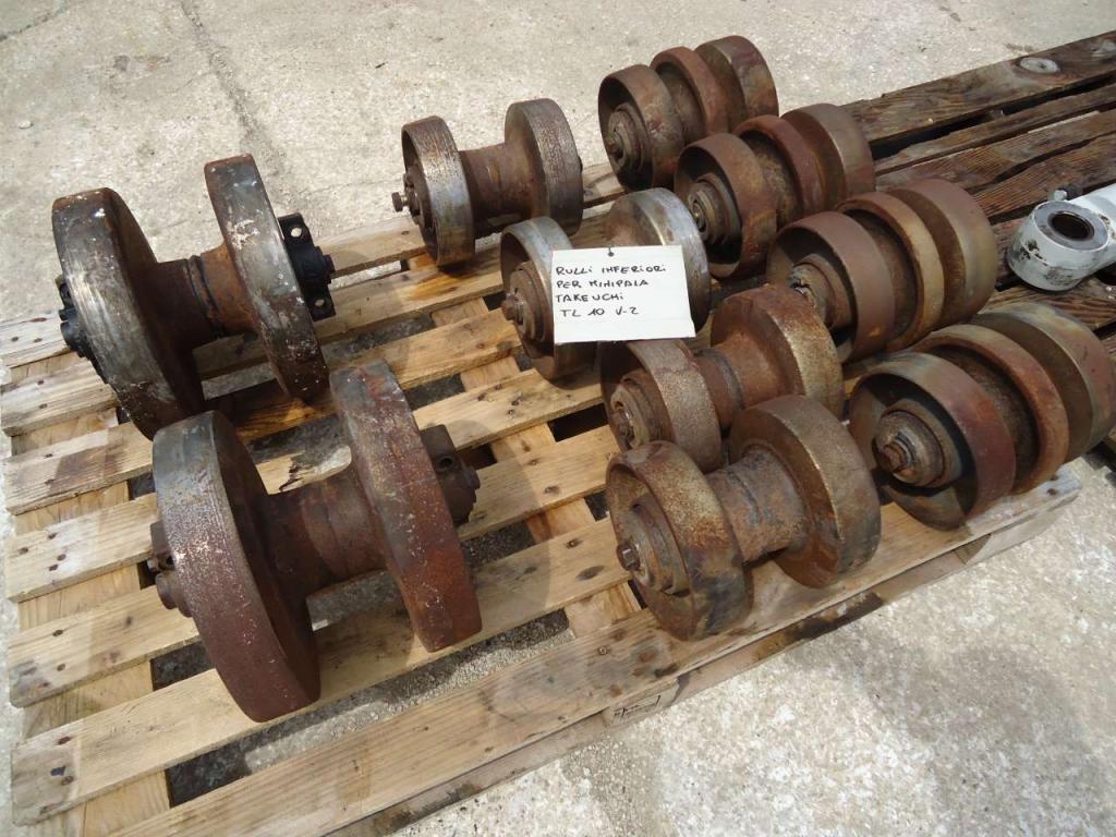 Galets inférieurs pour Takeuchi TL10V-2 Photo 5