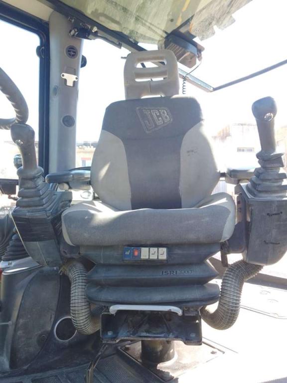 JCB 4CX Photo 7