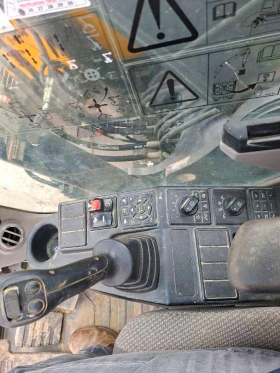 Volvo ECR 235 EL (+3 Buckets) Photo 10