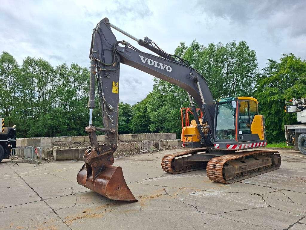 Volvo ECR 235 EL (+3 Buckets) Photo 2