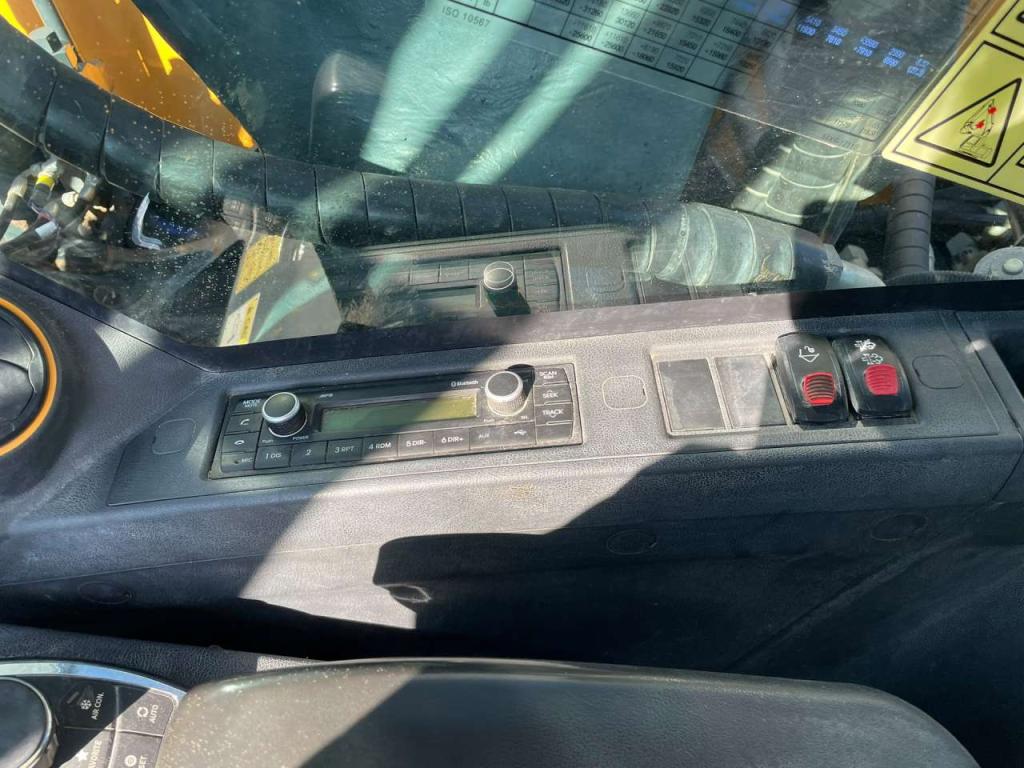 Hyundai HX220AL Photo 28