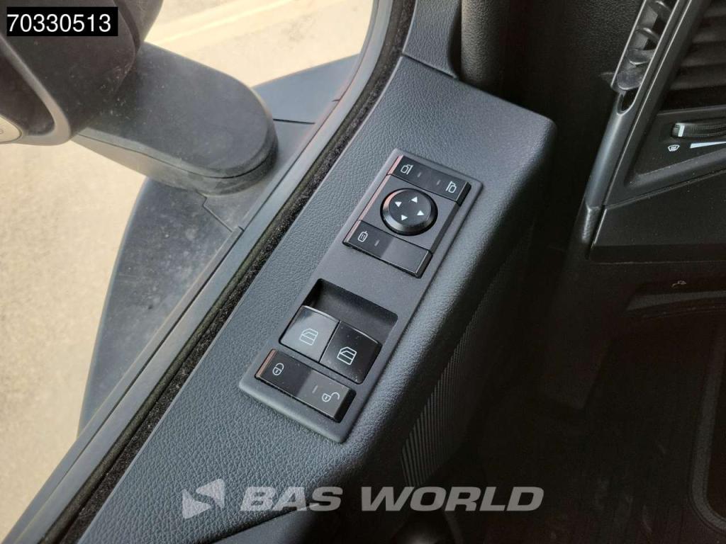 Mercedes-Benz Actros 1851 4X2 BigSpace 2x Tanks M.O.T. Photo 26
