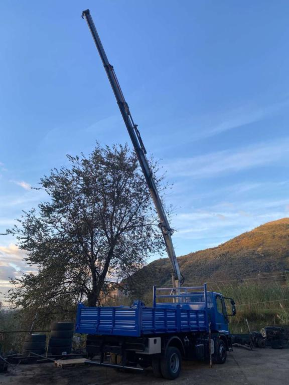 Iveco EUROCARGO 150E25P Photo 4
