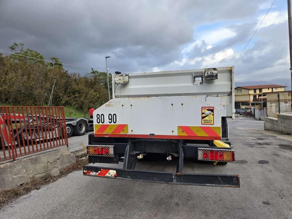 Iveco TRAKKER AD 260T36 Photo 10