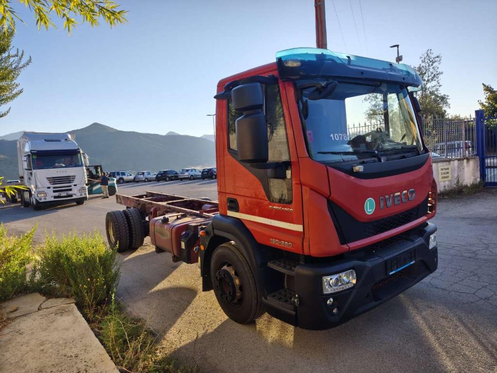 Iveco EUROCARGO 150-280 Photo 11