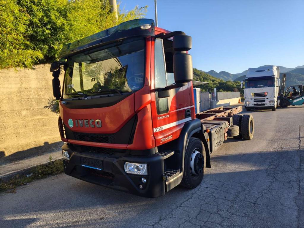Iveco EUROCARGO 150-280 Photo 2