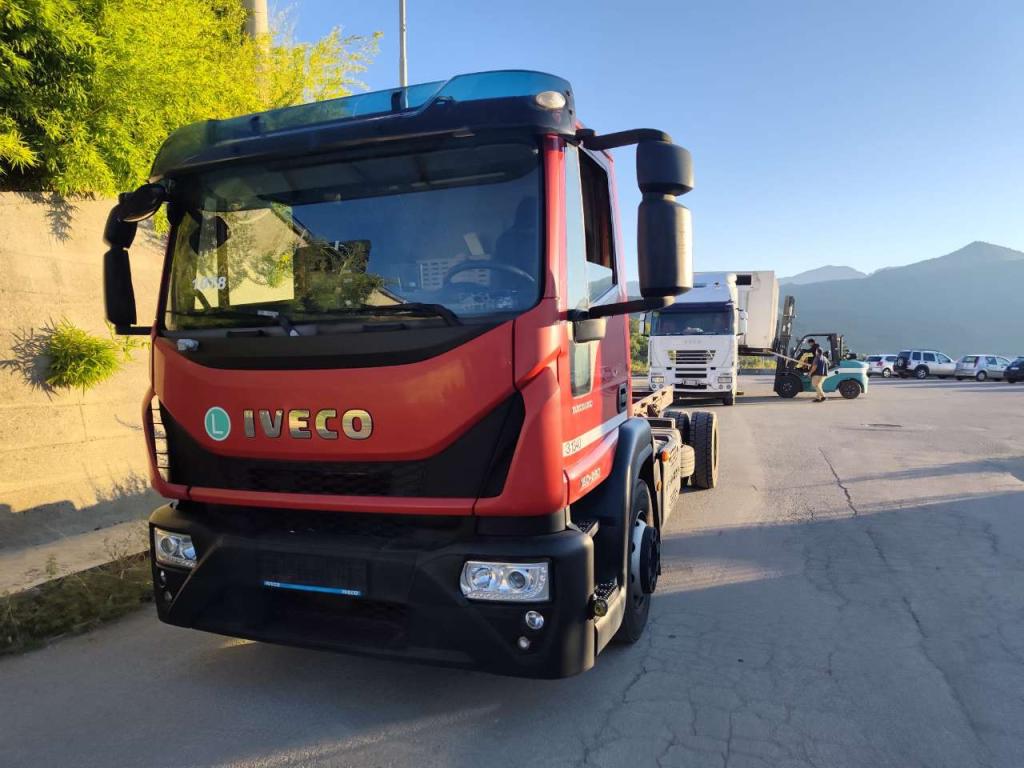 Iveco EUROCARGO 150-280 Photo 24