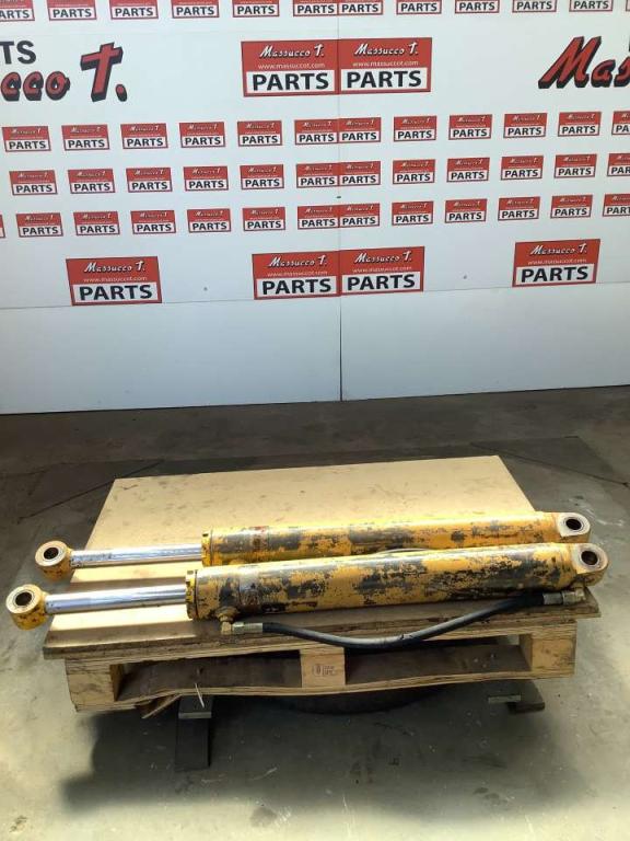 Piston de levage pour Benfra 1.35 Photo 1