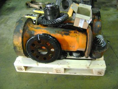 Essieu arrière pour Fiat Hitachi W 270 en vente par PRV Ricambi Srl