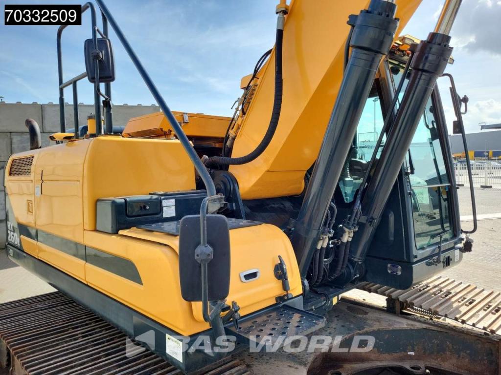 Hyundai HX260 L Photo 19