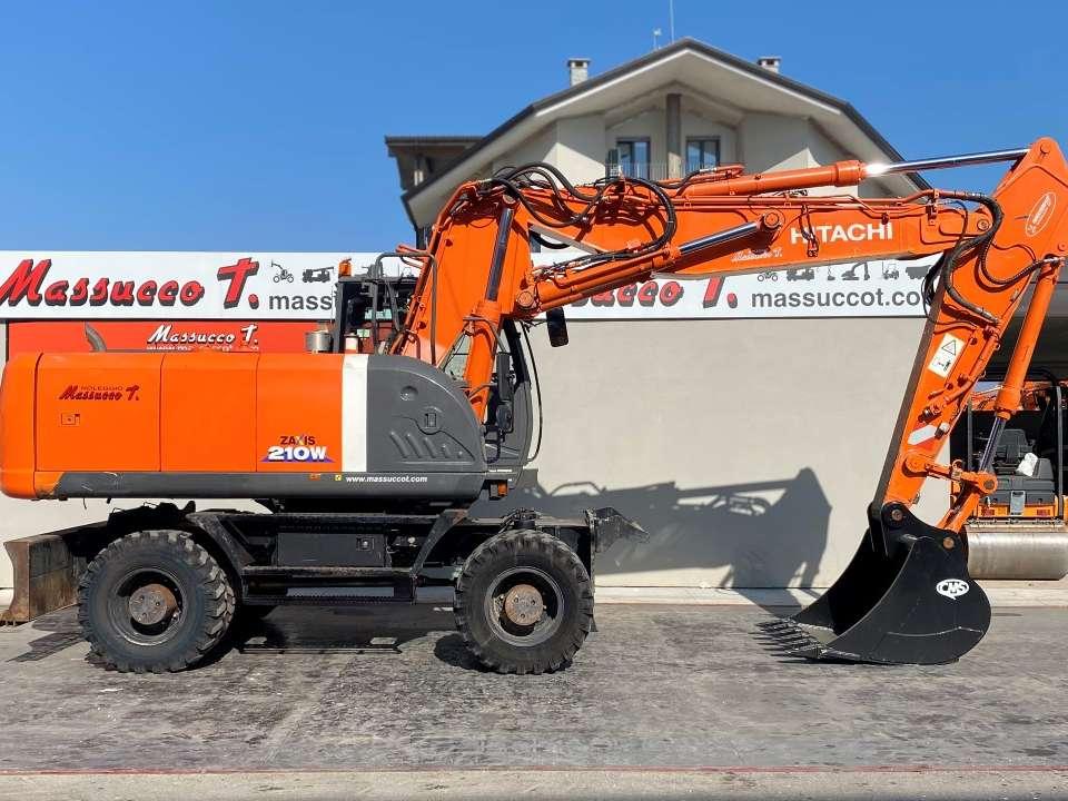 Hitachi ZX210W-3 Photo 14