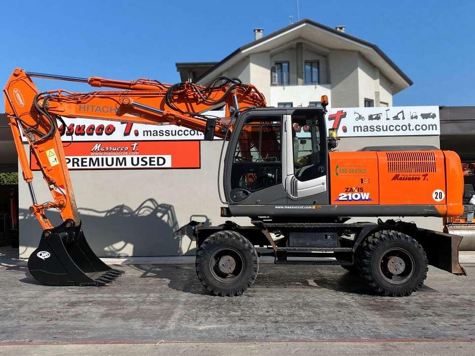 Hitachi ZX210W-3 Photo 2