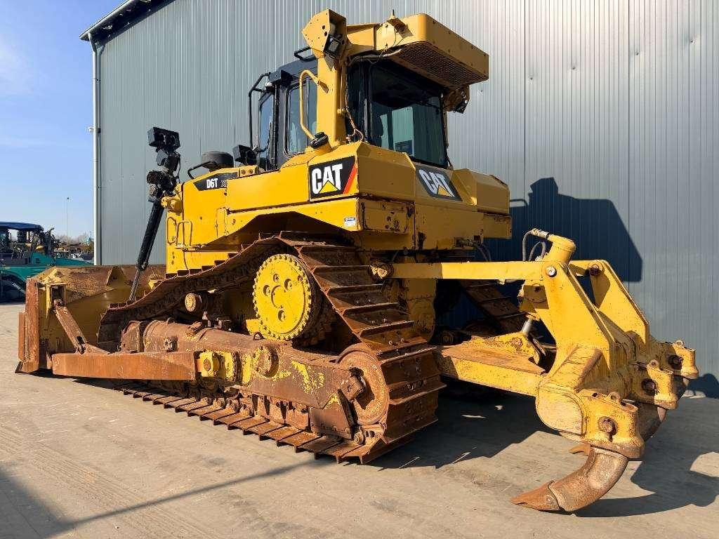 Caterpillar D6T XL Photo 3