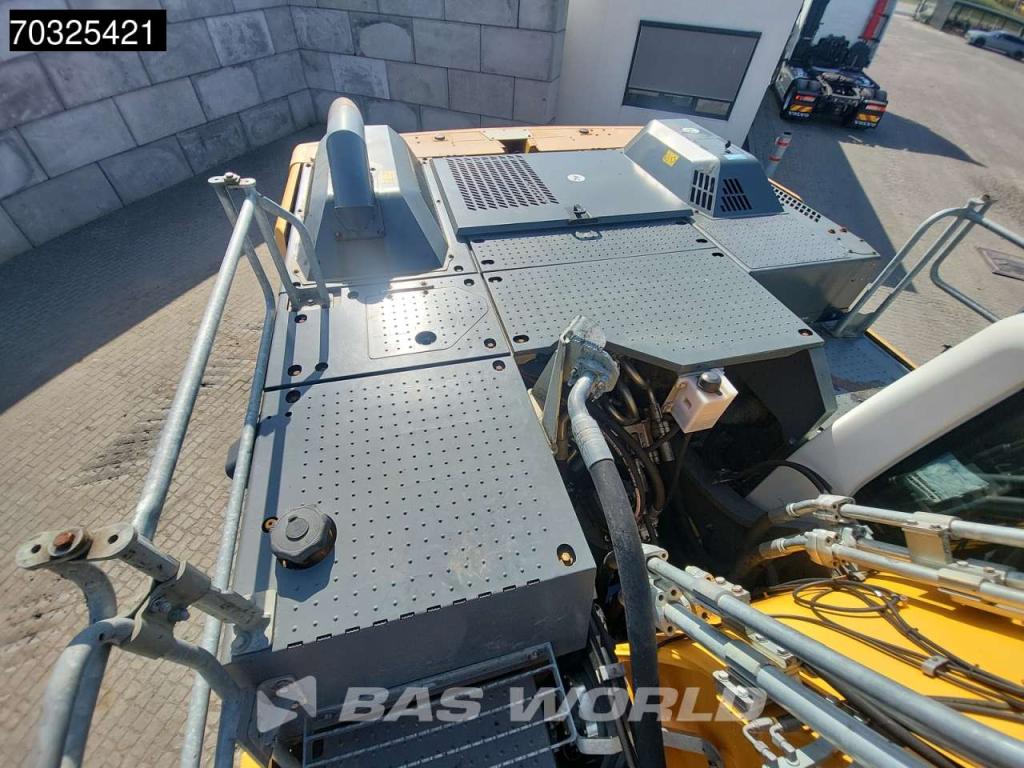 Liebherr R934 NLC Photo 16