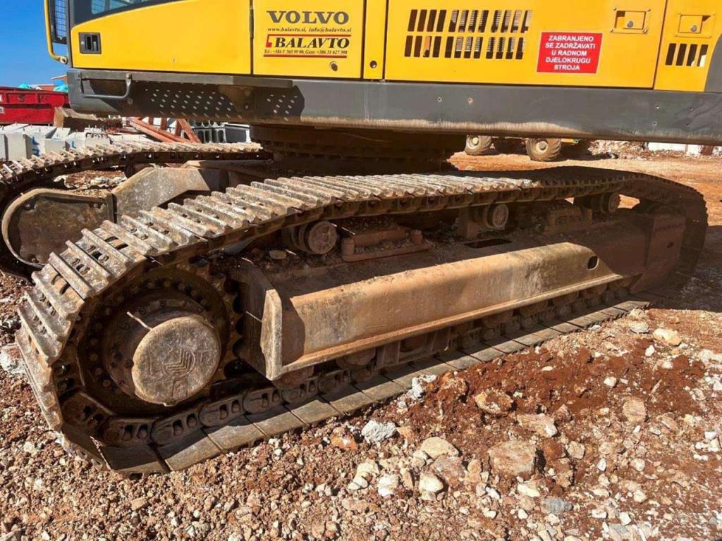 Volvo EC460C Photo 6