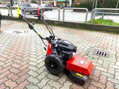 Tekna TR 70 HONDA - TESTINA 6 FILI - RUOTE MOTRICI PNEUMATICHE Photo 1