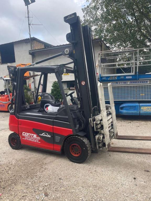 Linde E30 Photo 1