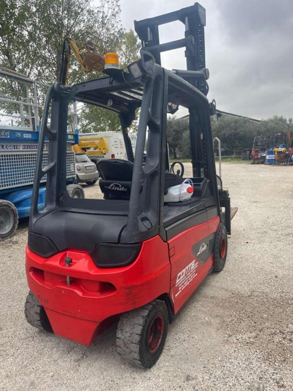 Linde E30 Photo 2