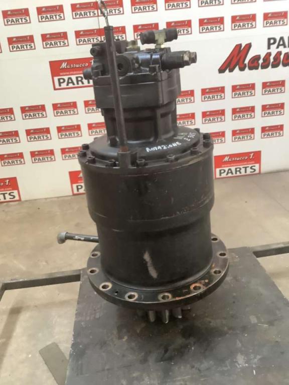 Moteur de rotation de la tourelle pour New Holland E 385 Photo 3