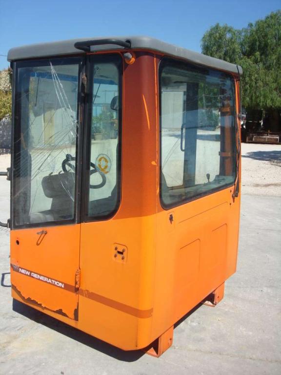 Cabine pour Fiat Hitachi W130 E TUTTA LA SERIE W Photo 4