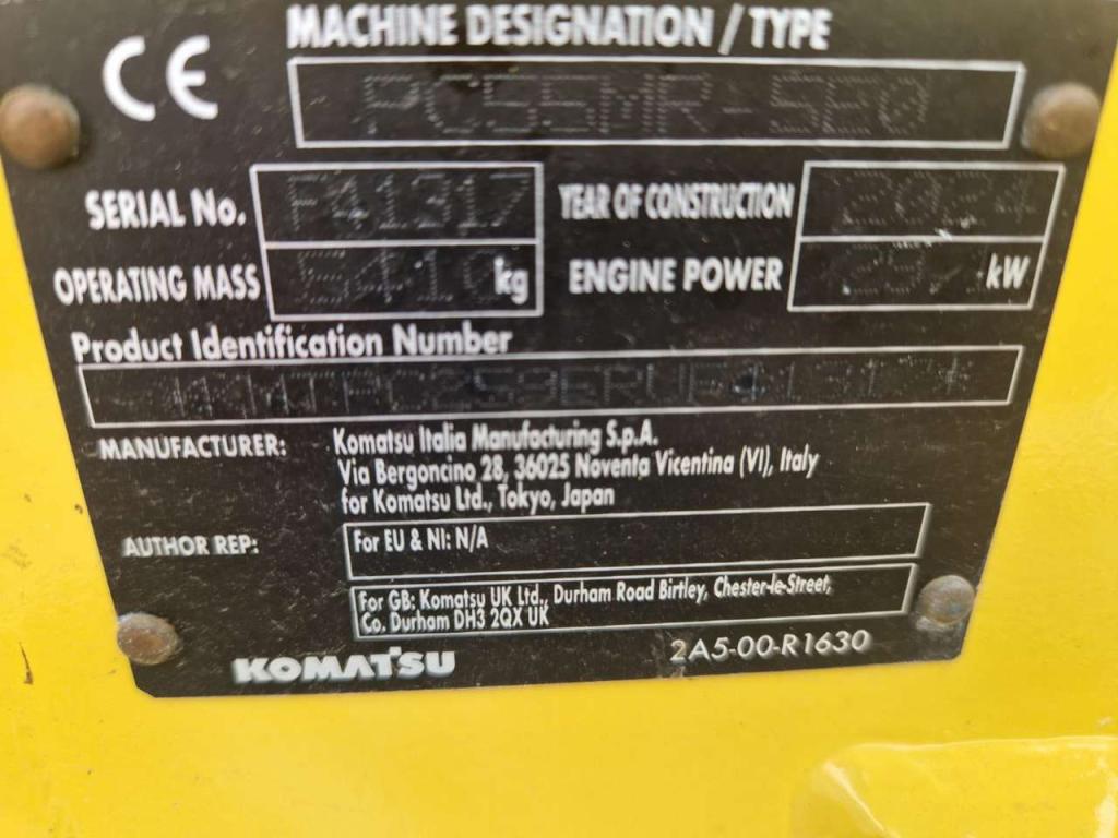 Komatsu PC55MR-5E0 Photo 2